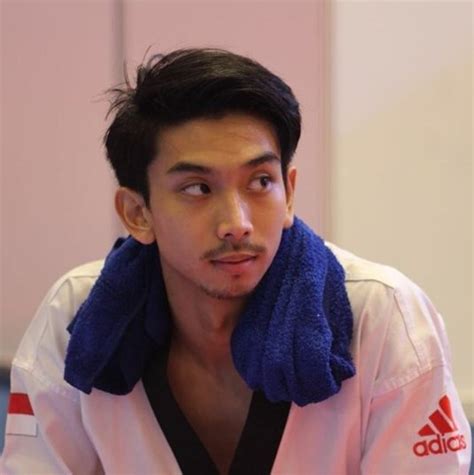 Berikut ada deretan foto putri titian jadi yang paling cantik di rumah, momong kedua anaknya. Artis Indonesia Laki Laki Ganteng - Actris Indonesian