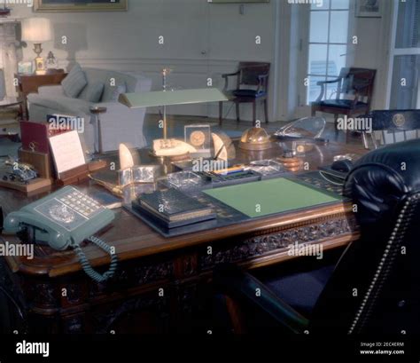 Oval Office Furniture View Of The Hms Resolute Desk In The Oval Office