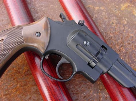 Crosman Coleman Model 38t Revolver Co2 177 Cal