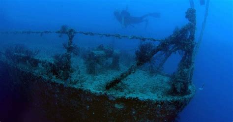 Netflix S Outer Banks All The Real Shipwrecks In The Graveyard Of