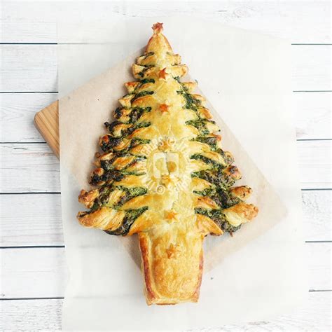 Christmas is traditionally celebrated in many ways and celebrations vary across cultures. Top 21 Pizza Dough Spinach Dip Christmas Tree - Best Diet ...