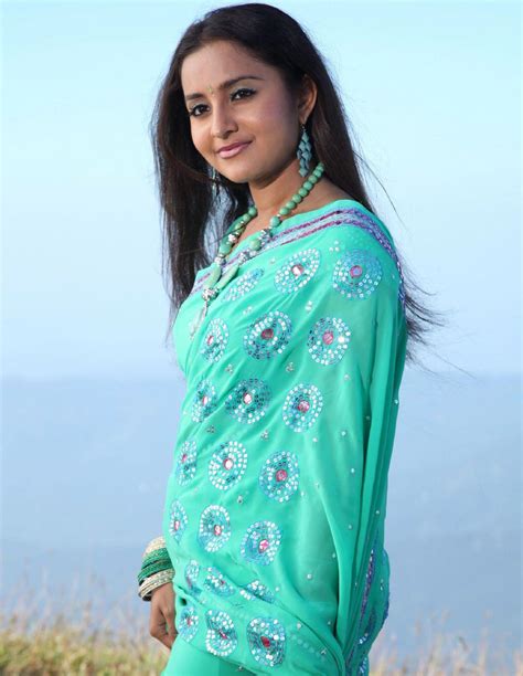 Swathistha krishnan beautiful stills in saree. Malayalam Actress In Beautiful Saree HD Wallpaper ...