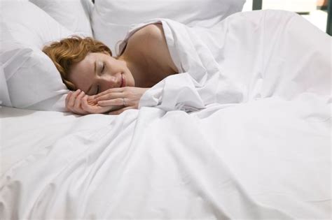 The Top 5 Foods To Help You Get A Good Nights Sleep And The Ones To