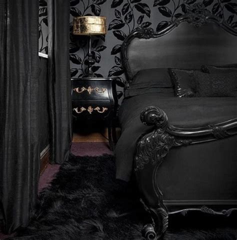 Coolest And Stylish Gothic Master Bedroom Ideas Homemydesign