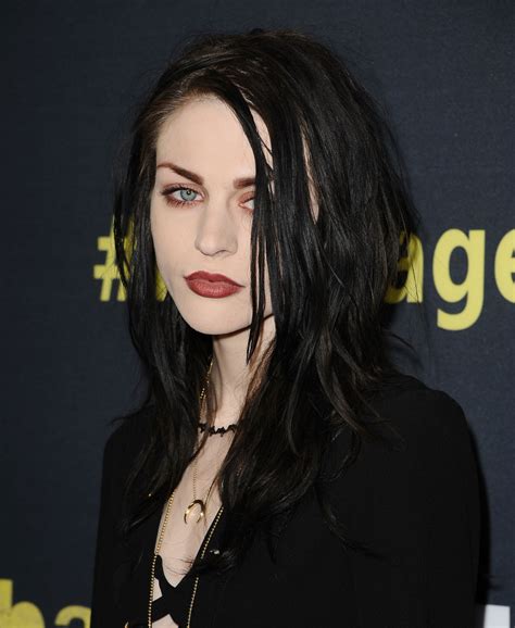 Artist and model who is best known as the child of kurt cobain and courtney love. Frances Bean Cobain wird 23: „Rührende" Zeilen an Courtney