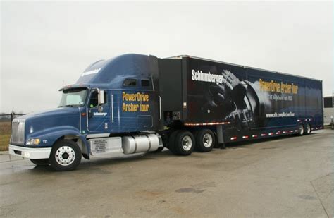 Expandable 53 Foot Display And Presentation Trailer