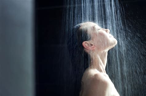 Taking A Cold Shower Before Bed Is It Harmful Or Helpful