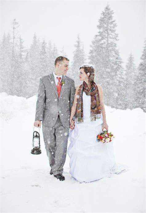 51 Wonderful Winter Wedding Photography Ideas