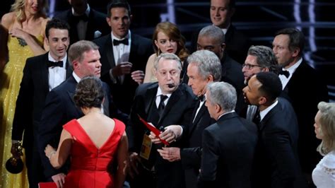 The 2017 oscars, like every oscars, promises to be a night of ups and downs, snubs, and so who's celebrating tonight? Oscar Winners 2017: Moonlight Wins Best Picture After Extraordinary Mix-up, Casey Affleck & Emma ...