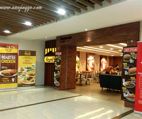 Wangsa maju is a township and a constituency in kuala lumpur, malaysia. Pertama Kali Makan di Restoran Ramly Burger