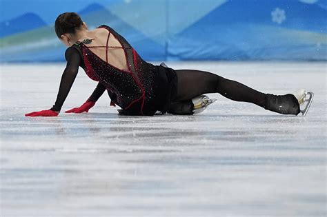 Valieva Tumbles Out Of The Medals In Olympic Figure Skating Seattle Sports