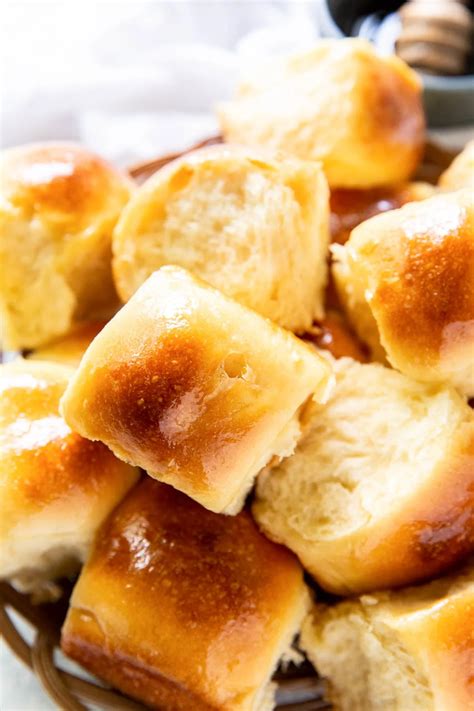 The Best Soft And Fluffy Yeast Rolls These Homemade Dinner Rolls Are