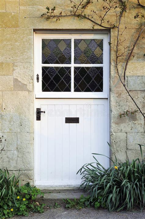 Cottage Front Door Stock Photo Image Of Countryside 21156692