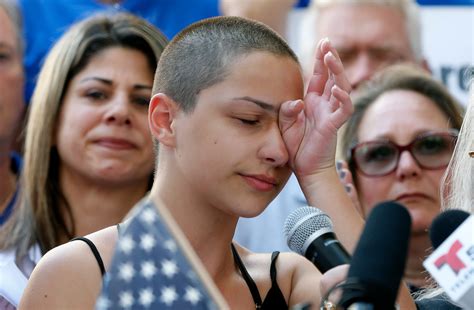 Parkland Shooting Survivor Emma Gonzalez Gives Compelling Speech At An Anti Gun Rally Teen Vogue