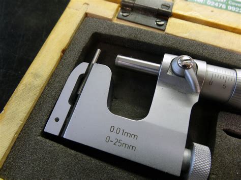 Universal Pin And Step Micrometer 0 2 1st Machinery