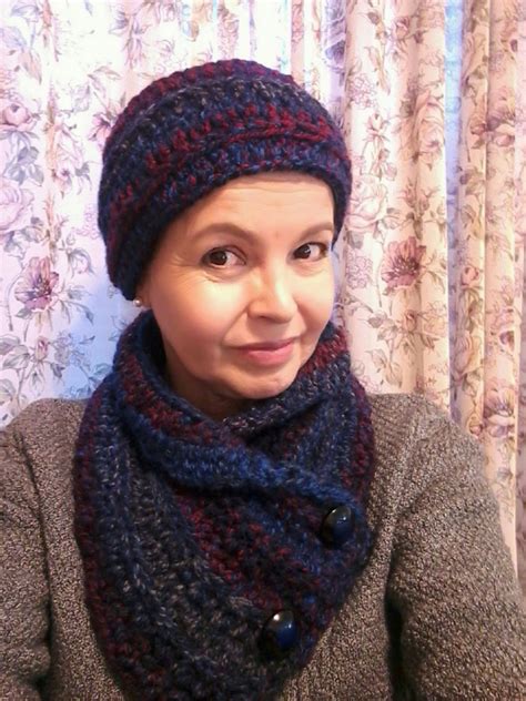There are 27 different colors of premier puzzle yarn:soduku, jigsaw, crossword, anagram, word search, connect the dots, riddle, hangman, acrostic, maze. Premier Puzzle yarn in backgammon: 3 button cowl 37x9 ...