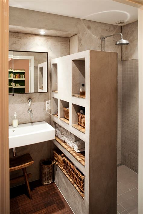 These absolutely brilliant bathroom storage hacks will transform your bathroom into a spacious spa with everything neatly organized and within arm's reach. 25 Best Built-in Bathroom Shelf and Storage Ideas for 2021