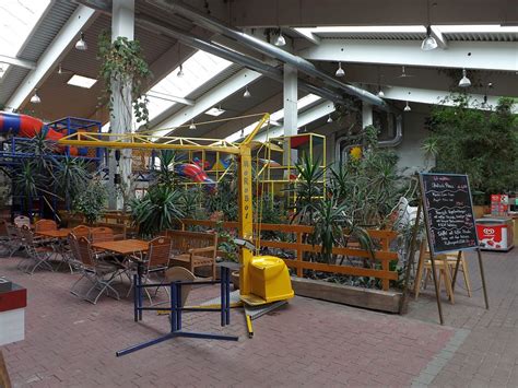 We did not find results for: Indoorhalle (Affen- und Vogelpark Eckenhagen) | Der ...