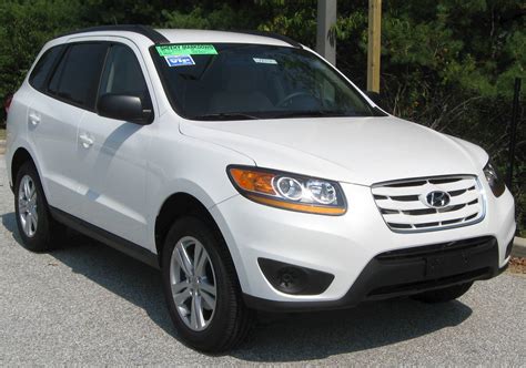 .santa fe 2010 specifications and features, equipment and performance including fuel economy, transmission, warranty, engine type, cylinders, drive train and more. 2010 Hyundai Santa Fe SE - 4dr SUV 3.5L V6 AWD auto