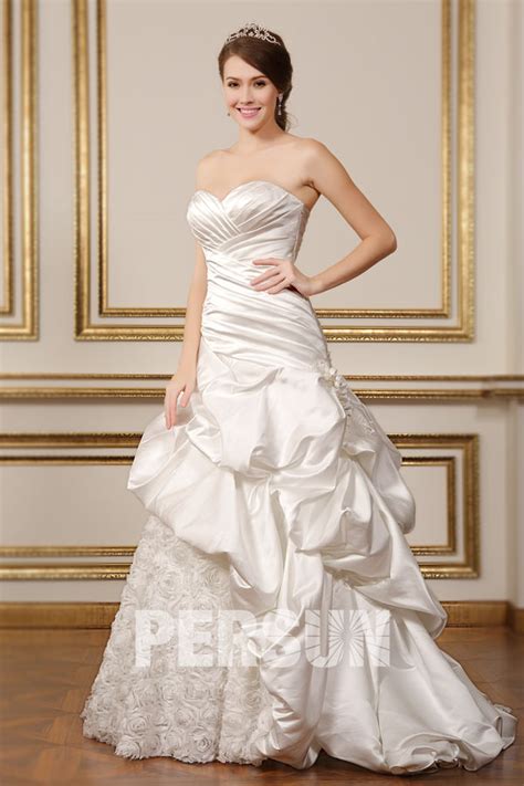 Eve of milady spring 2018 bridal long sleeves off the shoulder sweetheart neckline full embellishment. Günstig 2016 Chic Sweetheart Satin Ivory Brautkleider mit ...