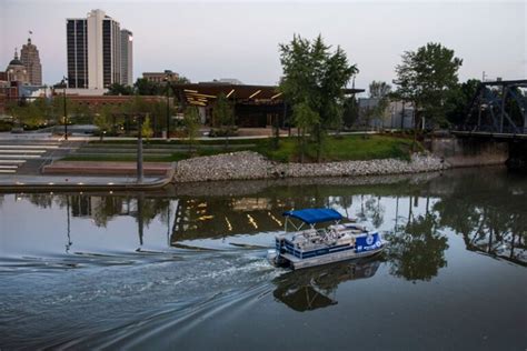 Photo Gallery Promenade Park Opens At Riverfront Fort Wayne The