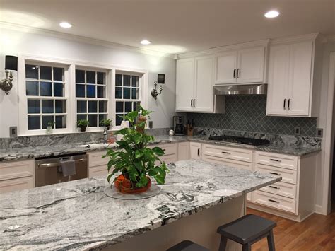 The best backsplash ideas for black granite countertops home and dark wood kitchen tile. Simple Kitchens Kitchen Cabinets And Countertops Ideas ...