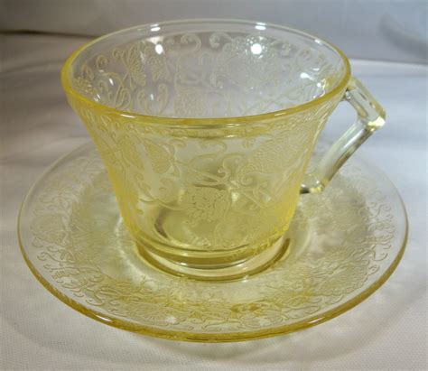 Hazel Atlas Glass Co Florentine Or Poppy Yellow Cup Saucer Set
