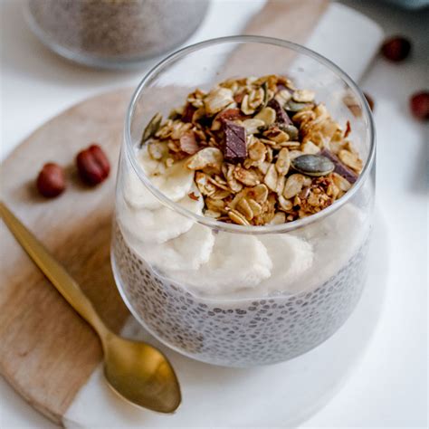 Porridge aux graines de chia et lait de noisette Foodie Woods