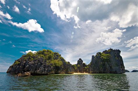Caramoan Island Camarines Sur Beautiful Places To Visit Cool Places To Visit Places To Go