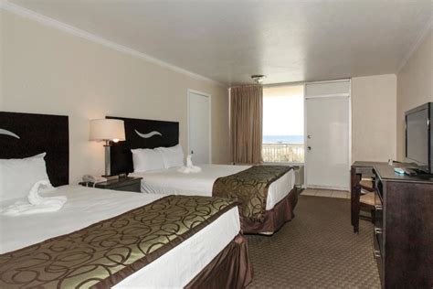 Enjoy private beach access just a few blocks from this nicely. The Reef Hotel Room with 2 Doubles on Panama City Beach
