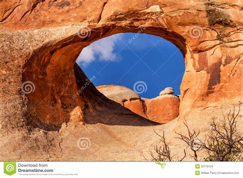 Tunnel Arch Rock Canyon Devils Garden Arches National Park Moab Utah