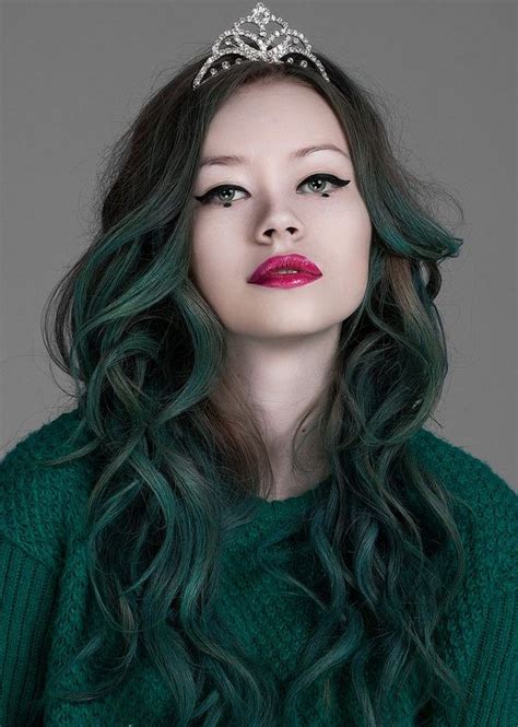 Beautiful Emerald Green Hair Full Dose Dark Green Hair Green Hair