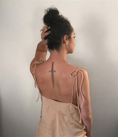 60 Attractive And Sexy Back Tattoo Ideas For Girls 2020 Back Tattoo