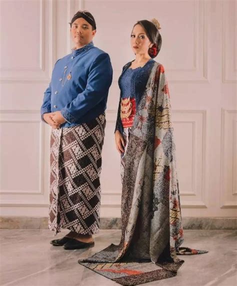 Setelah kemerdekaan muncul prri yang. Pakaian Adat Sunda Laki Laki - Kumpulan Model Kemeja