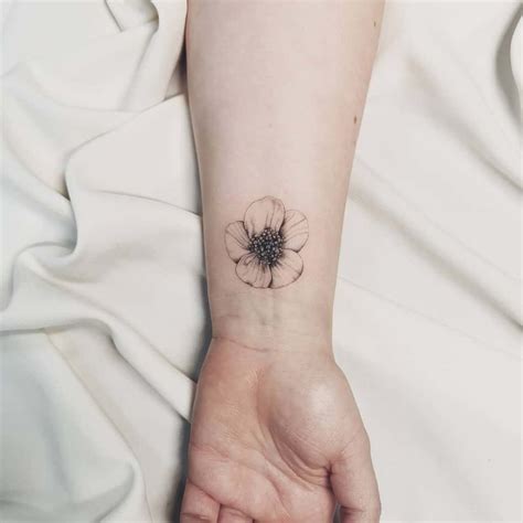 Single Needle Tattoos Explained Meanings Tattoo Ideas Artists Kulturaupice
