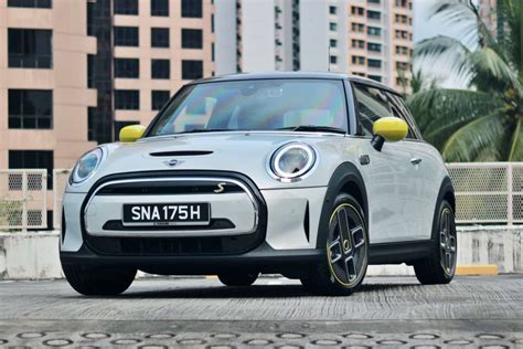 Mini Takes The Top Off The All Electric Mini Cooper And Makes It A