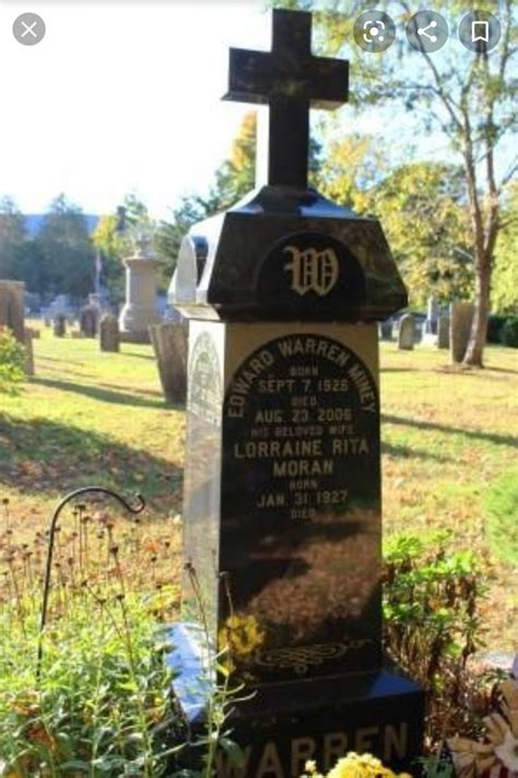 Ed And Lorraine Warrens Resting Place At Stepney Cemetery In Monroe