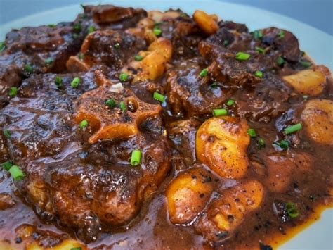 jamaican oxtail recipe oxtail stew jerk tavern