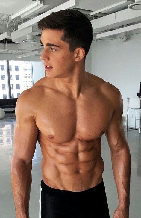 Pin En Model Pietro Boselli