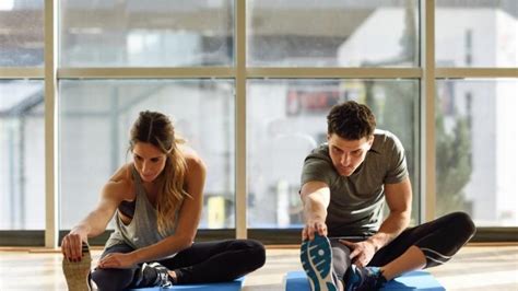 Estirar Antes O Despues De Entrenar Un Descanso En Tus Manos