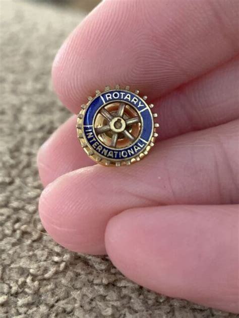 Vintage Rotary International Small Gold Tone Enamel Lapel Pin Gw Ebay
