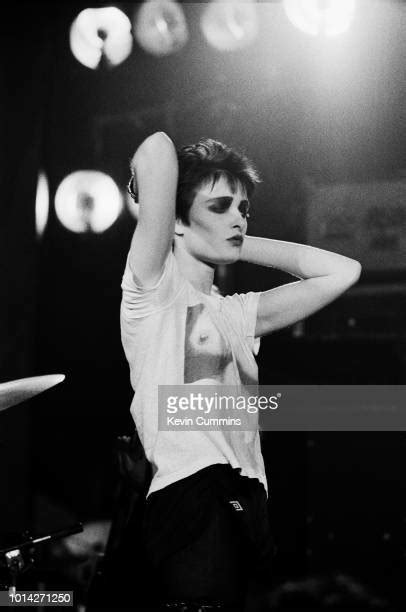 siouxsie sioux of siouxsie and the banshees photos and premium high res pictures getty images