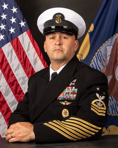 naval special warfare center welcomes new command master chief first swcc to hold position