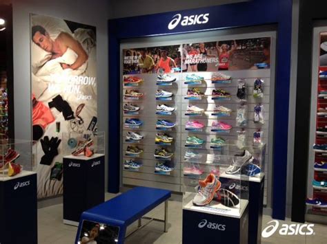 ASICS - Good news! ASICS is now available in PLANET SPORTS... | Facebook