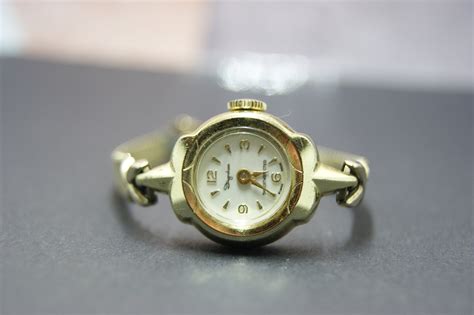 Ingraham Watch Co Swiss Ladies Vintage Gold Plate Mechanical Etsy