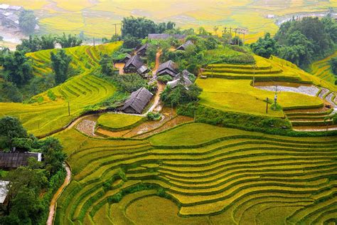 Natural Wonders Of Southeast Asia Vietnam Tours Vietnam Travel Sapa