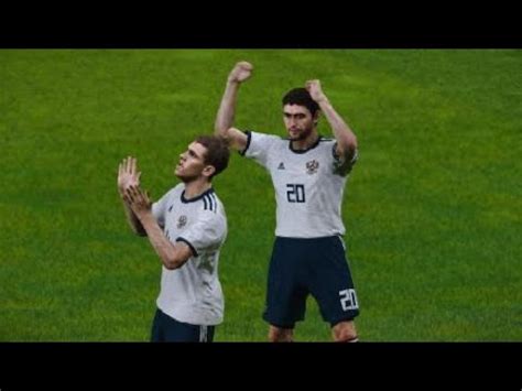 Футболисты молодежной сборной россии завершили выступление на первенстве европы в венгрии (игроки не старше 21 года), уступив команде дании в заключительном. eFootball PES 2020_Евро 2020 Россия - Дания 2тайм - YouTube