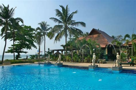 Nang Thong Bay Resort A Most Welcoming Resort In Khao Lak Thailand