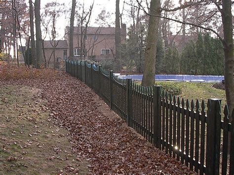 Prizm Vinyl Fences Style Harrisburg Color Forest Picket Top French