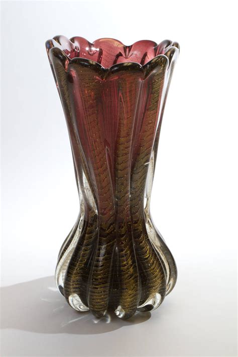Beautiful Glass Vase By Barovier E Toso For Sale At 1stdibs Barovier And Toso Vase